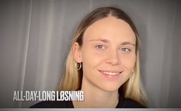 Makeup video med visning af hvordan du lægger en all-day-long foundation med Satin Cream Foundation fra Glo